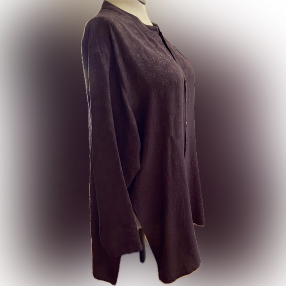 CHICO’S 100% Silk Deep Plum Long Sleeve Tunic 3-D flowing floral design Chicos 3 - Picture 8 of 11